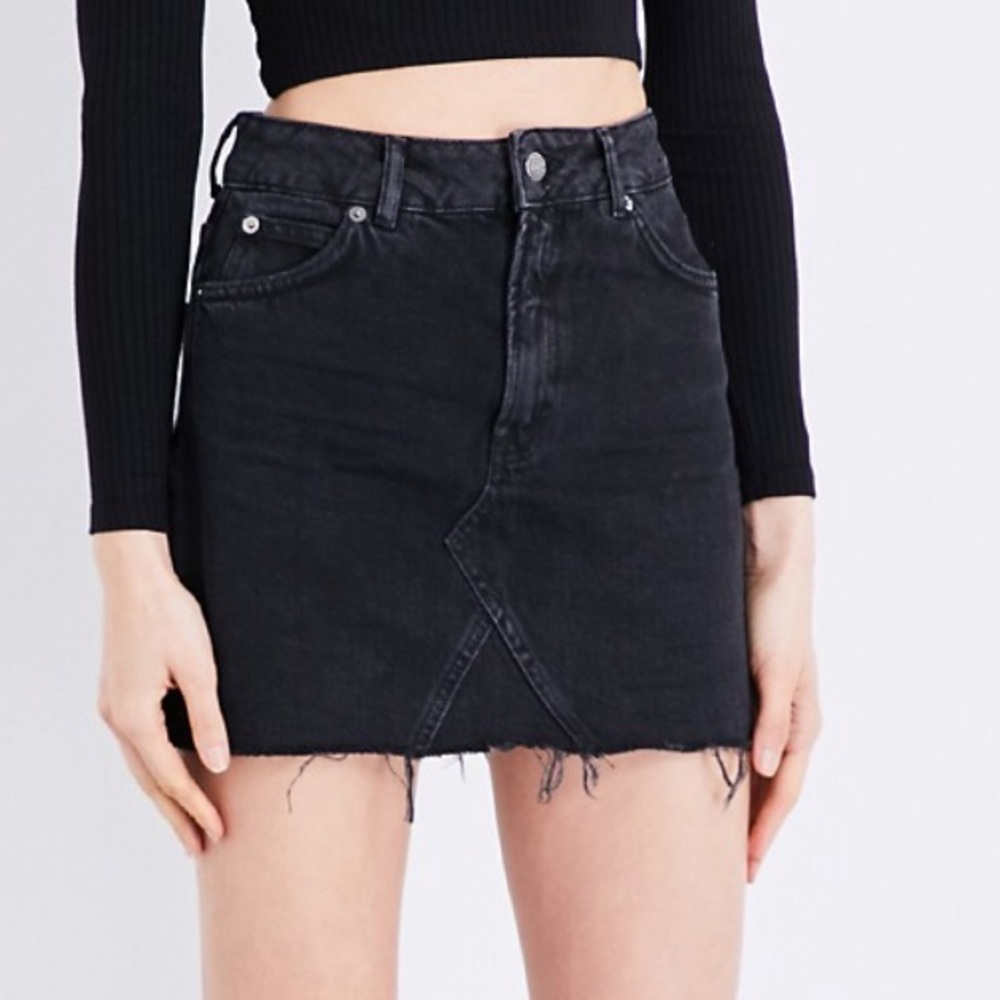 Topshop moto highwaisted black denim skirt